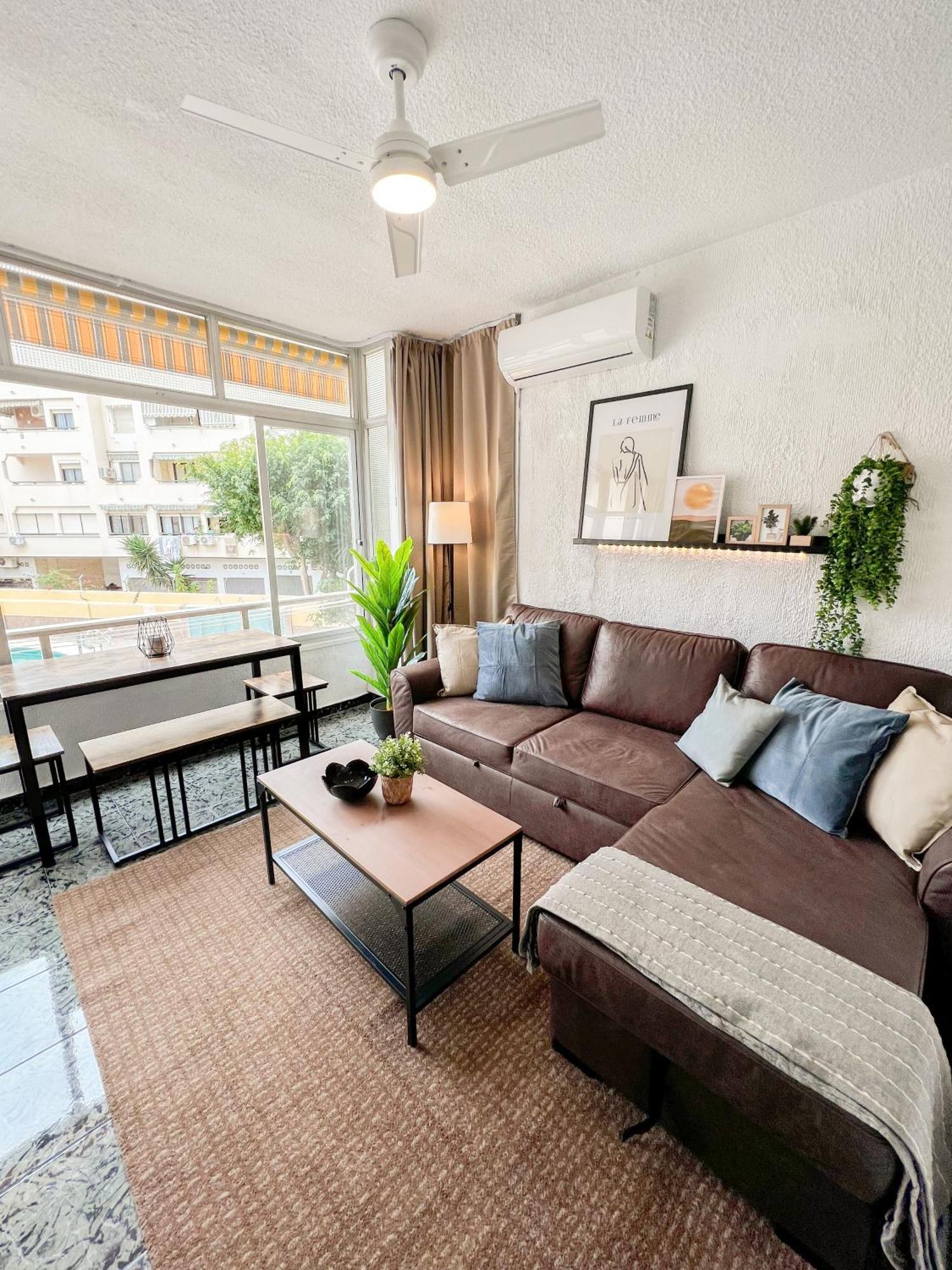 Cozy And Bright Flat With Pool Torremolinos Exterior foto